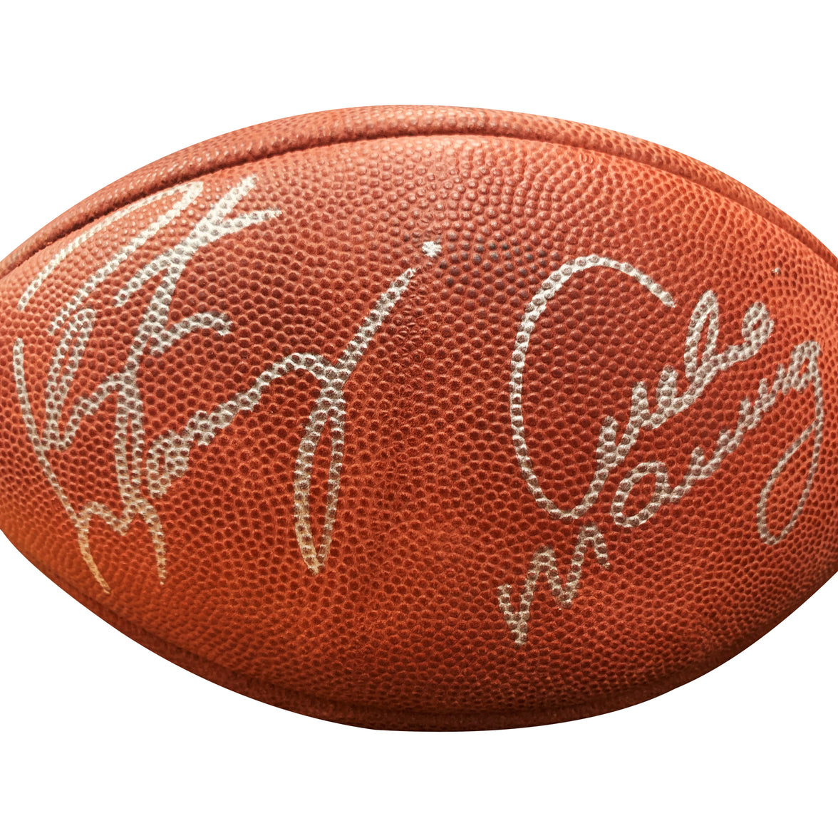 Peyton et Archie Manning ont signé un ballon de football