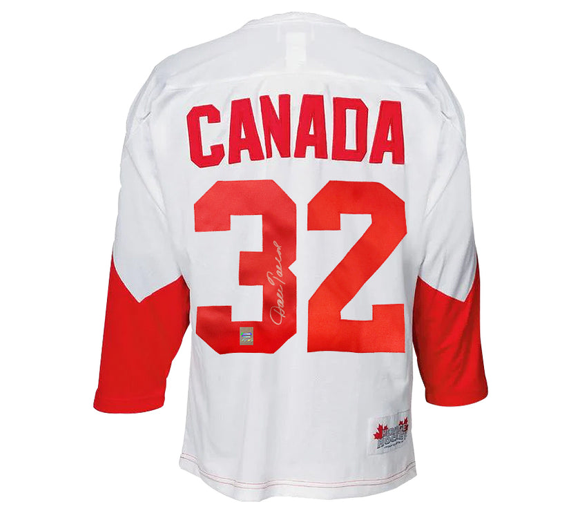 Bobby Clarke a signé le maillot de la série Summit d'Équipe Canada 1972
