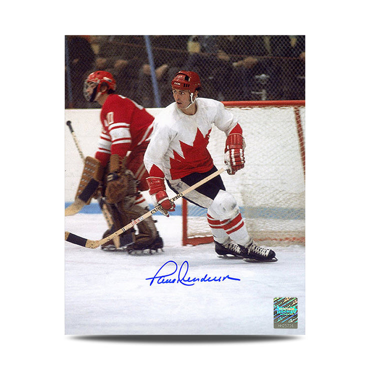 Paul Henderson Signed 1972 Summit Series Focus 8X10 Photo