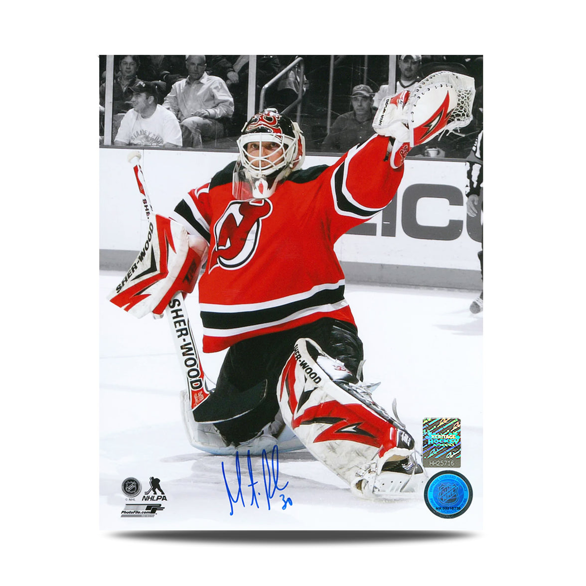 Martin Brodeur Signed New Jersey Devils Goalie Spotlight 8X10 Photo