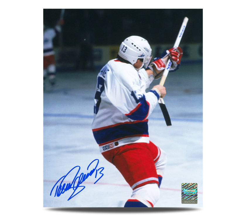Teemu Selanne Signed Winnipeg Jets Rookie Goal Record Shooting 8X10 Photo
