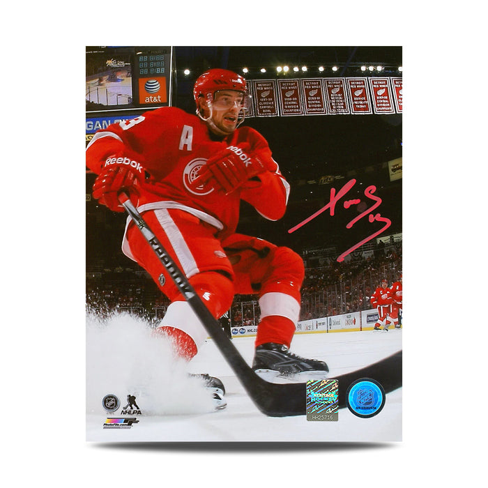 Pavel Datsyuk Signed Detroit Red Wings Ice Spray 8X10 Photo