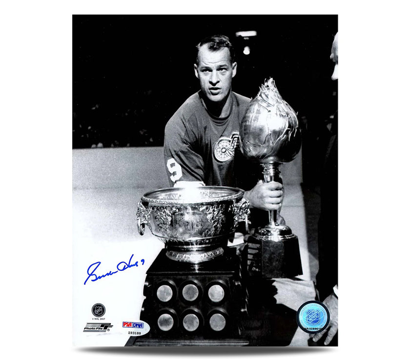 Gordie Howe Signed Detroit Red Wings Hart and Art Ross 8X10 Photo
