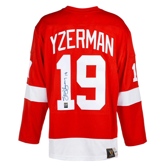 Steve Yzerman Signed Detroit Red Wings Fanatics Vintage Red Jersey