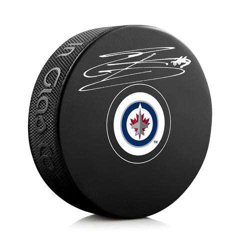 Rondelle signée par Evander Kane des Jets de Winnipeg