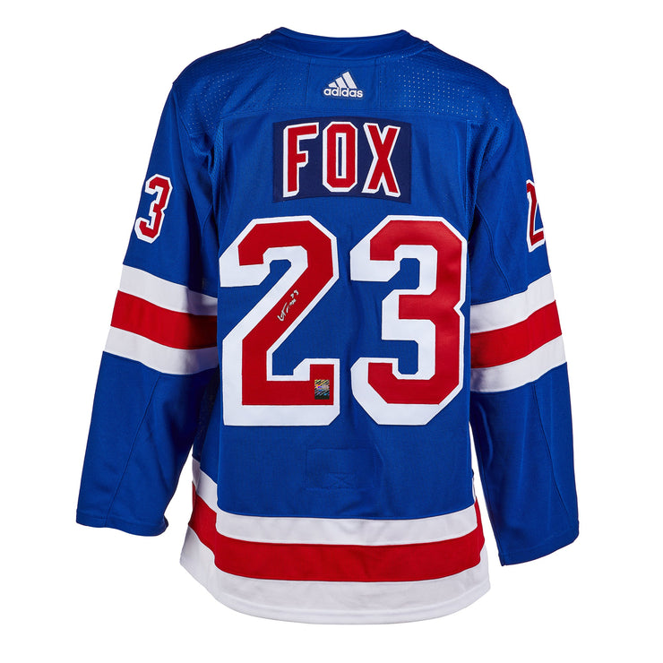 Camiseta de los New York Rangers firmada por Adam Fox