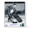Johnny Bower a signé une photo d'action des Maple Leafs de Toronto 8 x 10