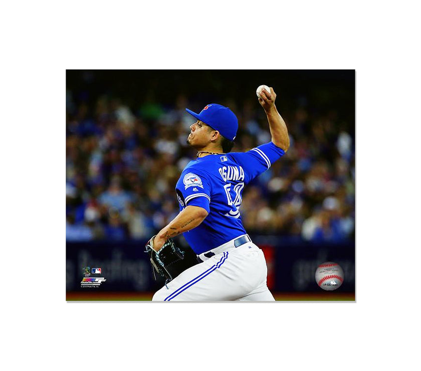 Roberto Osuna Toronto Blue Jays Engraved Framed Photo - Action Pitch - Heritage Hockey™