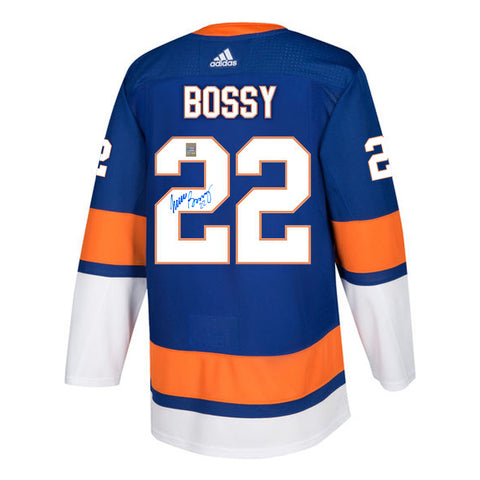 Mike Bossy a signé le maillot des Islanders de New York